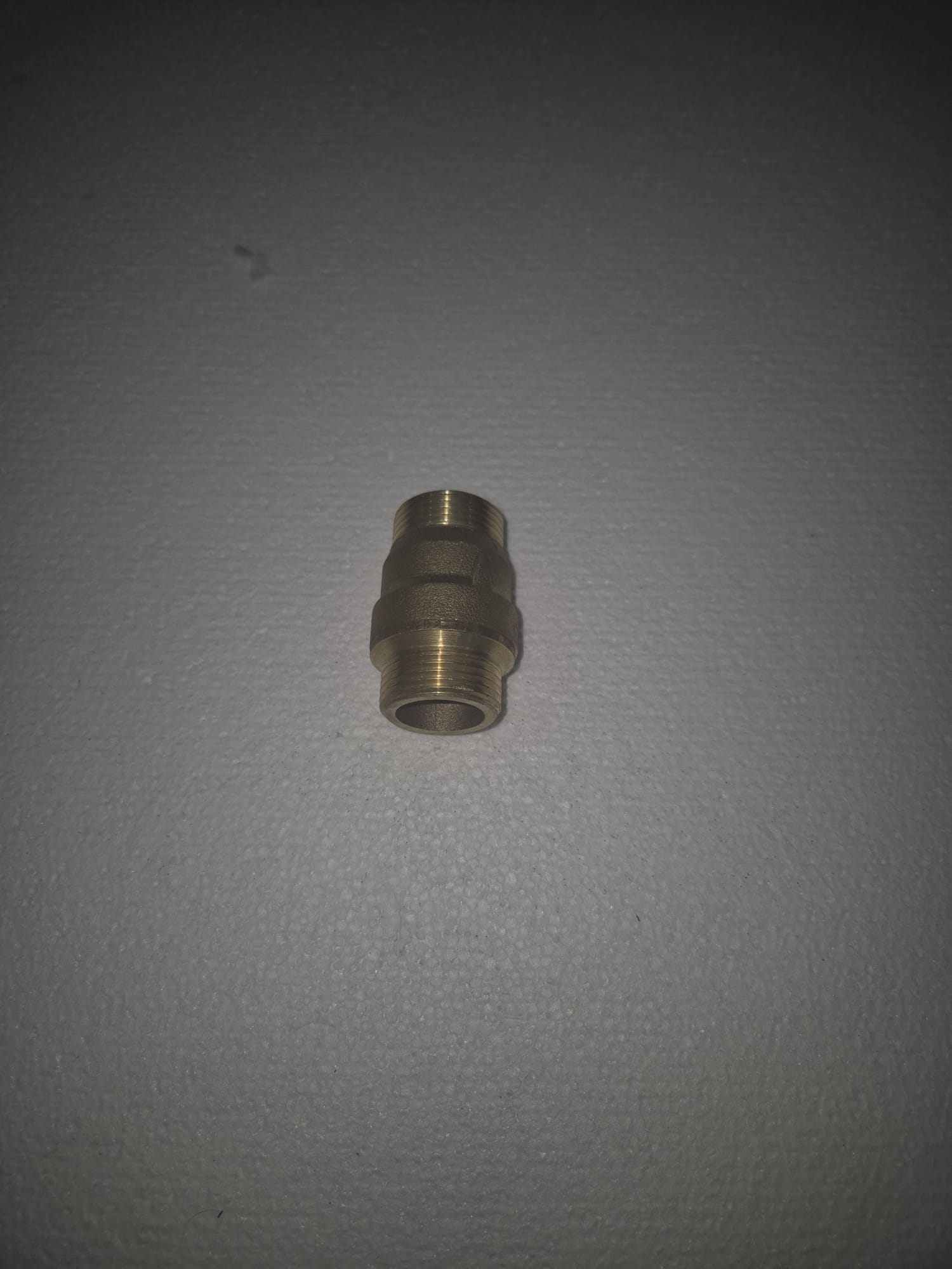 3/4’’ özel dik yaylı çekvalf