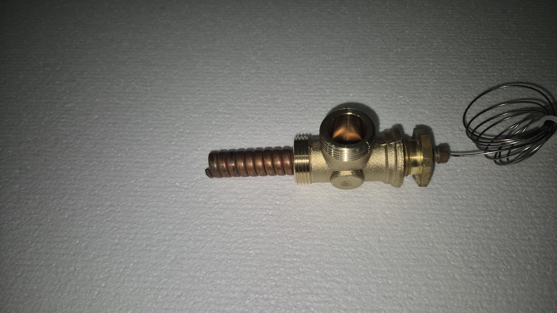 Termostatik Kafa Sensör Bağlantılı Sarı T Parçası