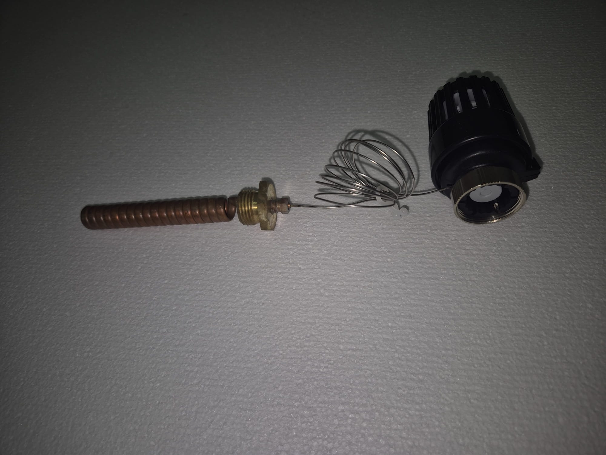 TA-61 TERMOSTATİK VANA KAFASI (UFH) YERDEN ISITMALI